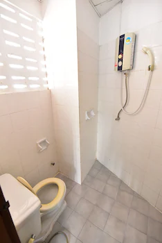 Krabi Grand Hotel 2*