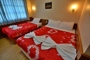 Krabi Grand Hotel 2*