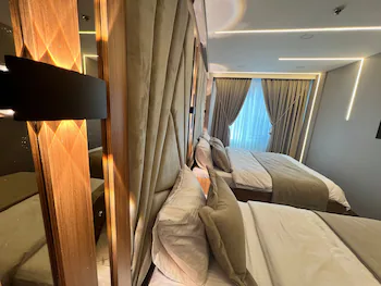 Vipinn hotels 3*