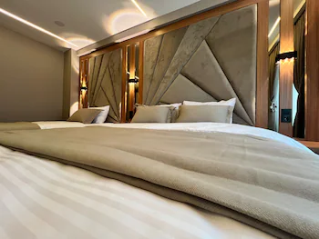 Vipinn hotels 3*