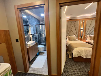 Vipinn hotels 3*