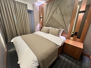 Vipinn hotels 3*