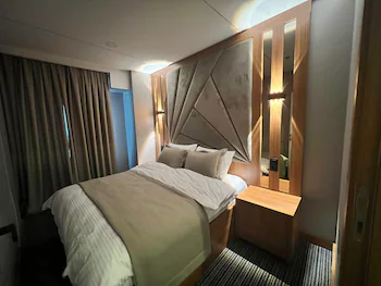 Vipinn hotels 3*