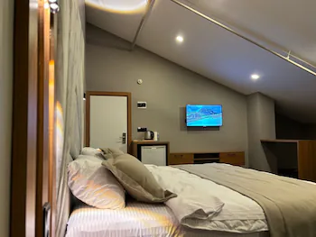 Vipinn hotels 3*