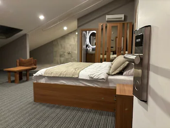 Vipinn hotels 3*