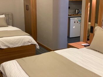 Vipinn hotels 3*