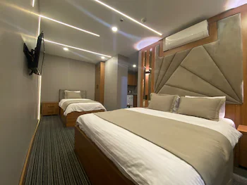 Vipinn hotels 3*