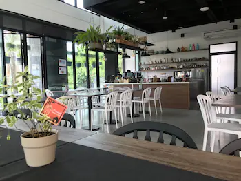 Baan Mae Suvarnabhumi Airport 2*