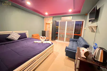 The Lodge Jomtien 9 2*