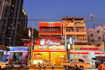The Lodge Jomtien 9 2*