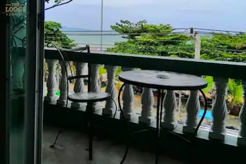 The Lodge Jomtien 9 2*