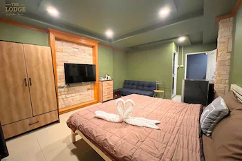 The Lodge Jomtien 9 2*