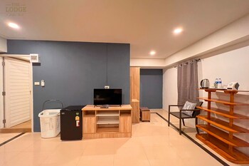 The Lodge Jomtien 9 2*