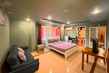 The Lodge Jomtien 9 2*
