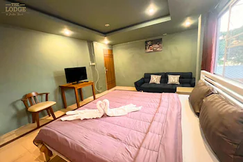 The Lodge Jomtien 9 2*