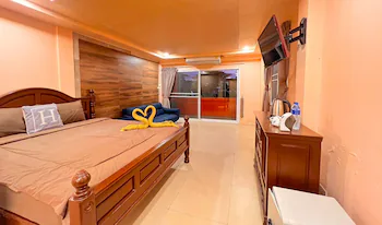 The Lodge Jomtien 9 2*