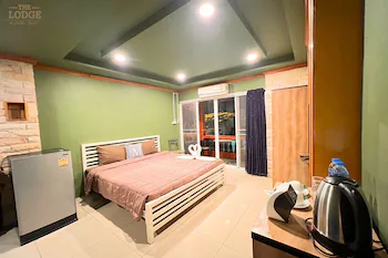 The Lodge Jomtien 9 2*