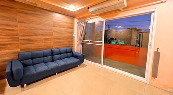 The Lodge Jomtien 9 2*