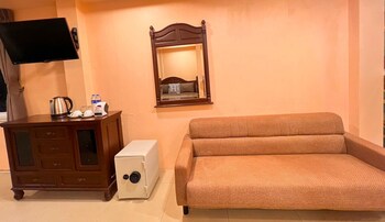 The Lodge Jomtien 9 2*