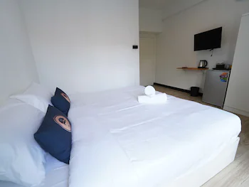 RoomQuest IT Square Don Mueang Airport 2*