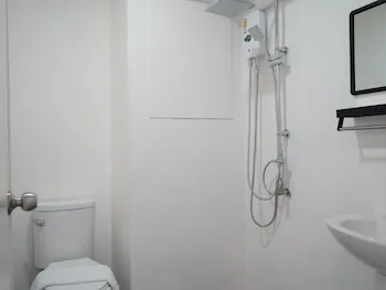 RoomQuest IT Square Don Mueang Airport 2*