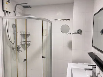 The Freelancer Hotel 2*