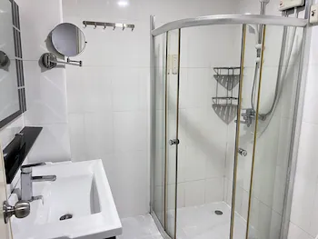 The Freelancer Hotel 2*