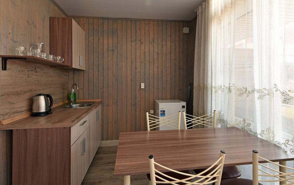 На Море 3*