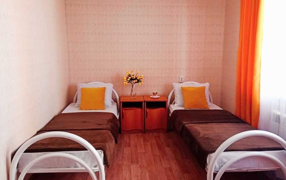 Погостим на Карпенко 4В 2*