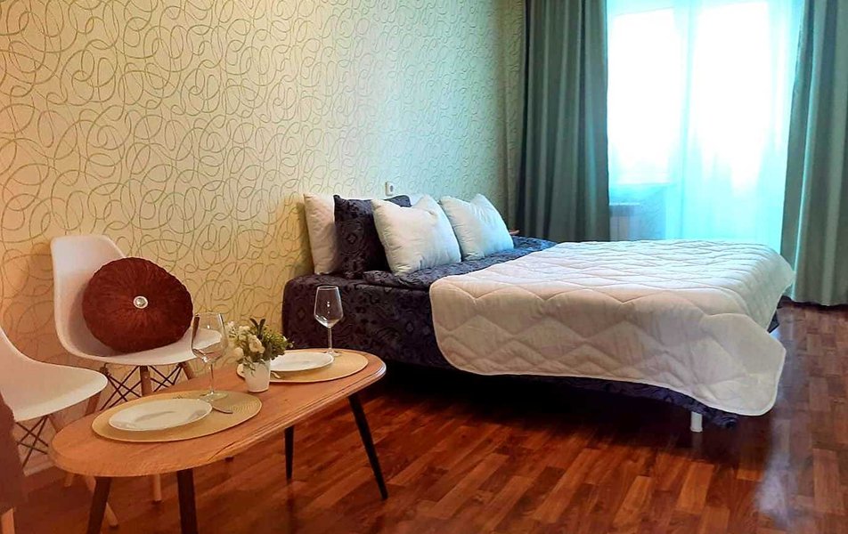Погостим на Карпенко 4В 2*