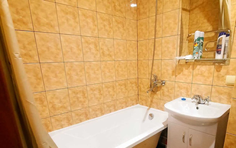 Погостим на Карпенко 4В 2*