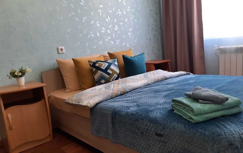 Погостим на Карпенко 4В 2*