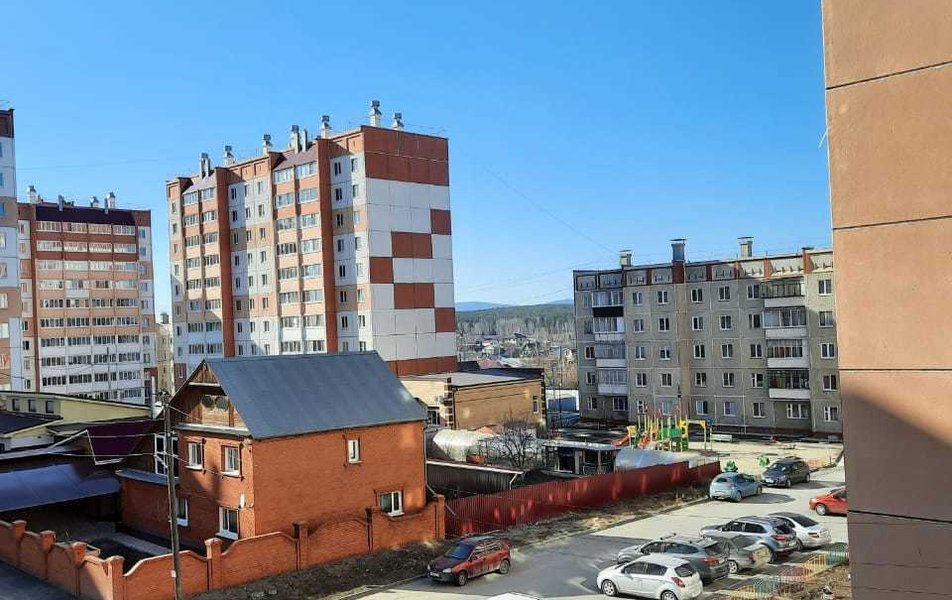 Погостим на Карпенко 4В 2*
