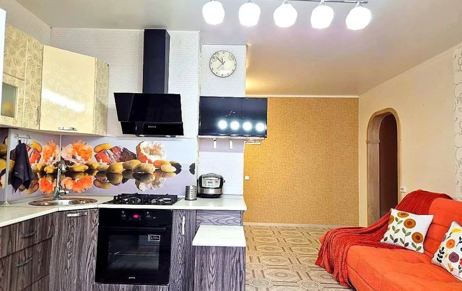 Погостим на Ленина 48Б 2*