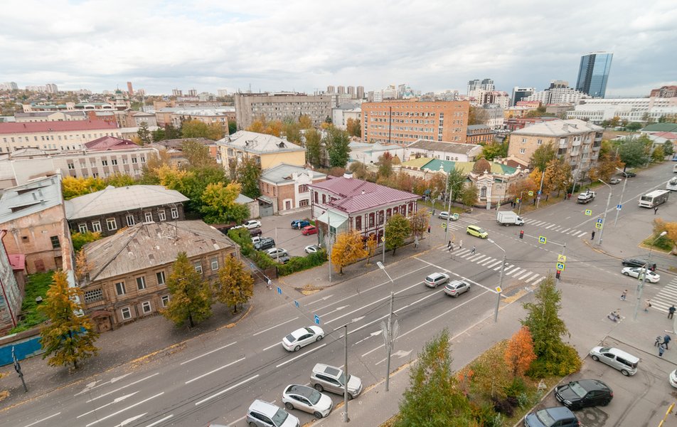 Хоум Дей на Карла Маркса 49 3*