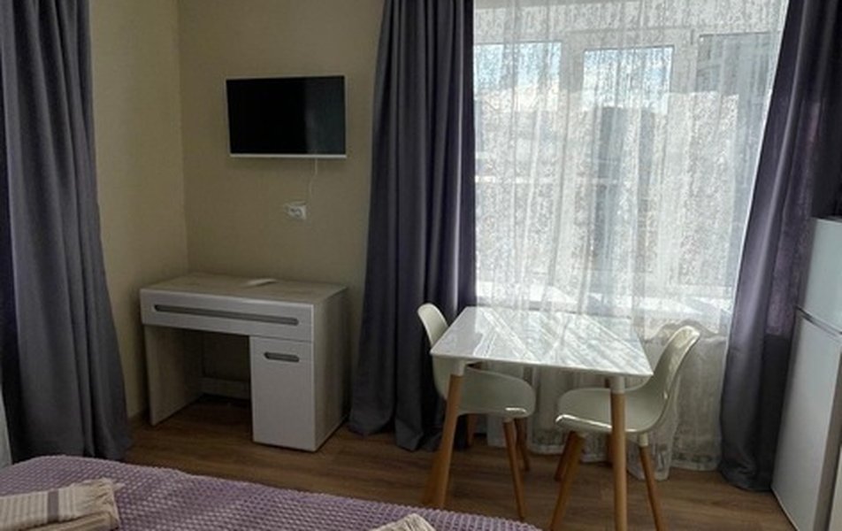 Хорошие квартиры на Улагашева 2 2*