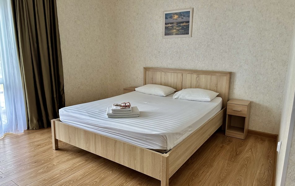 Оливия 3*