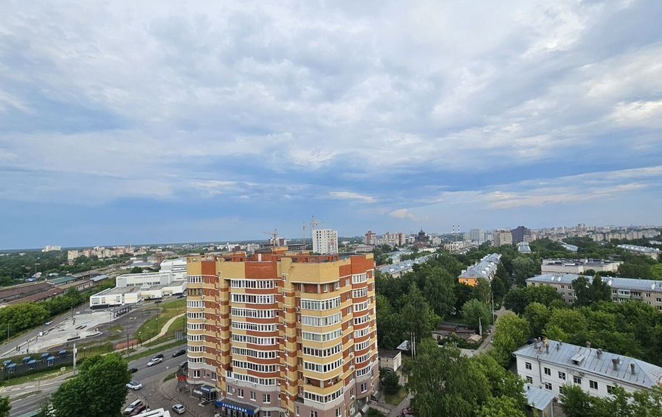 На Фурманова 27 3*