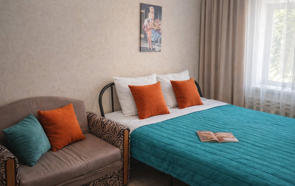 Натали Румс на Советской 3*