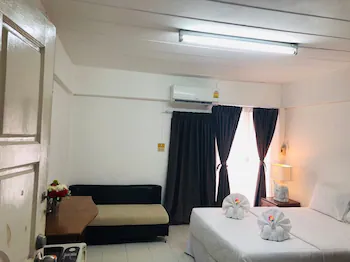 I-Inn Hotel 3*