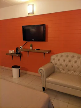 I-Inn Hotel 3*