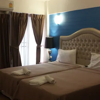 I-Inn Hotel 3*