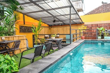 Urban Haven Sanur 2*