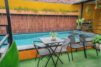 Urban Haven Sanur 2*