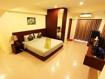 The Loft Resort Bangkok 3*