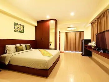 The Loft Resort Bangkok 3*