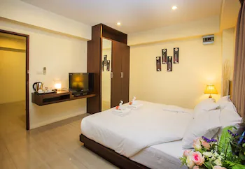 The Loft Resort Bangkok 3*