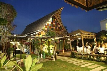The Loft Resort Bangkok 3*