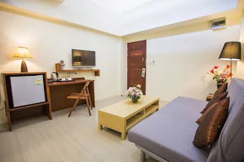 The Loft Resort Bangkok 3*