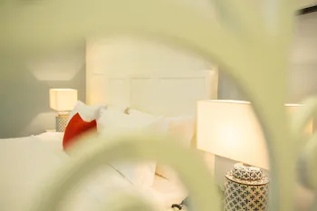 Nandha Hotel 3*